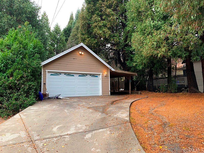 1st image of 23039 Waters Dr