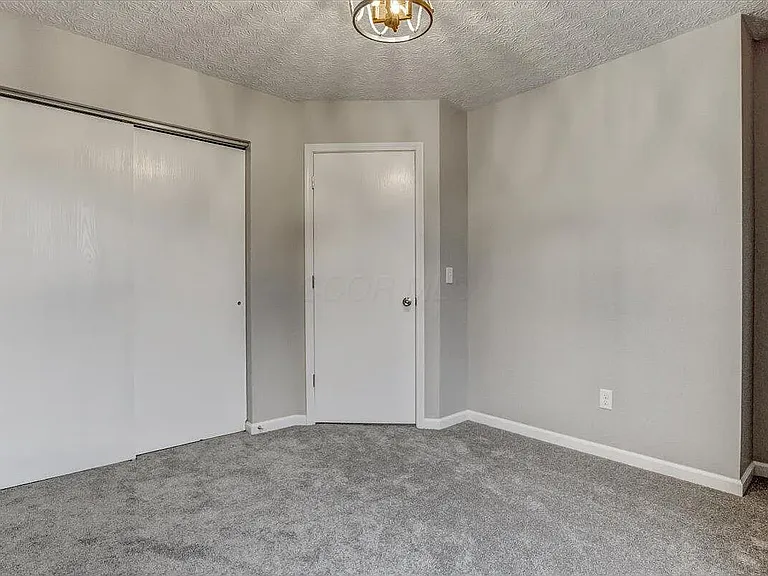 1962 Manley Way — Photo 11