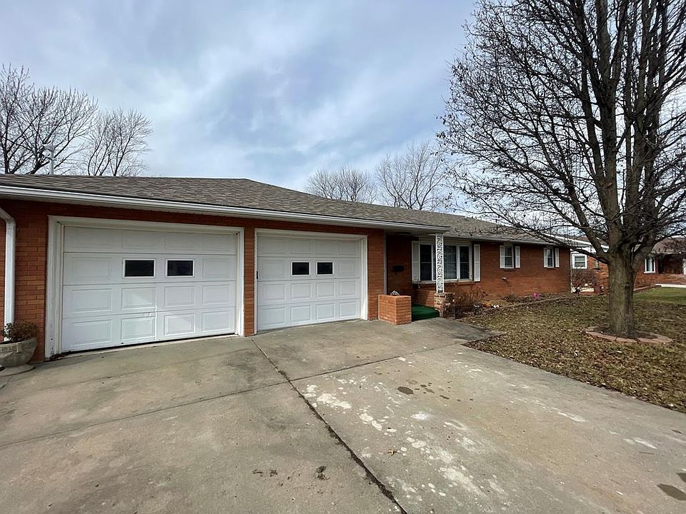 1st image of 1514 Hickory Dr