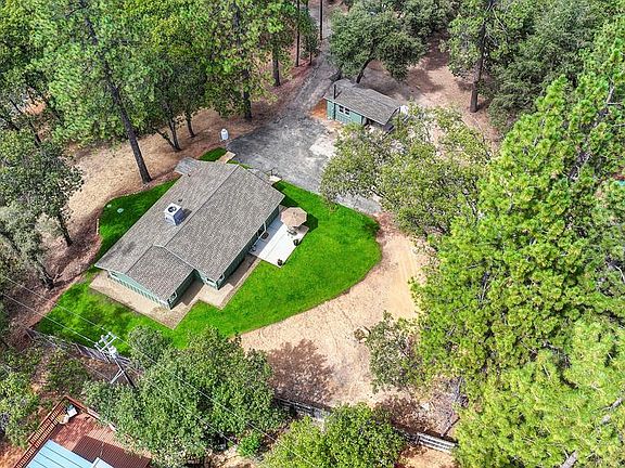 5th image of 645 Ponderosa Way
