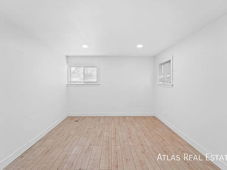 7239 S 580 E — Photo 38