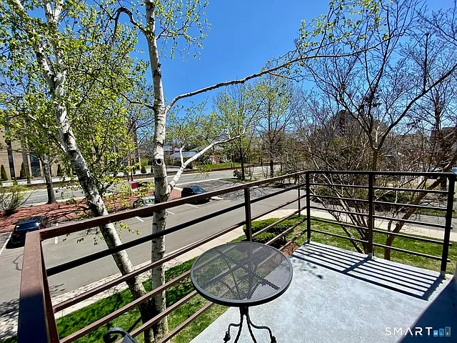 1204 Whitney Ave #208 — Photo 12