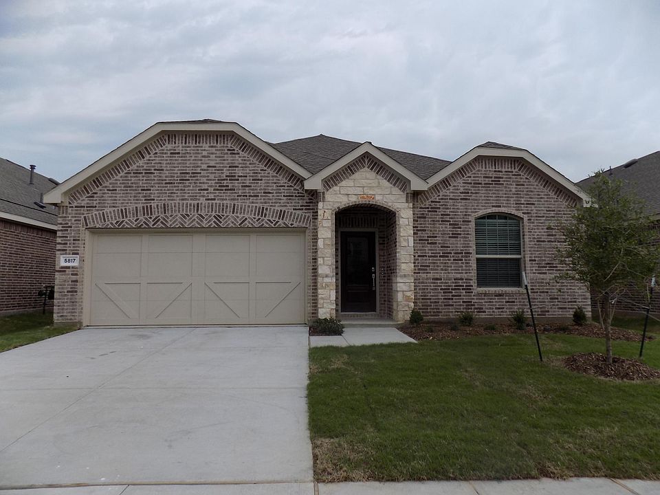 1st image of 5817 Priory Dr