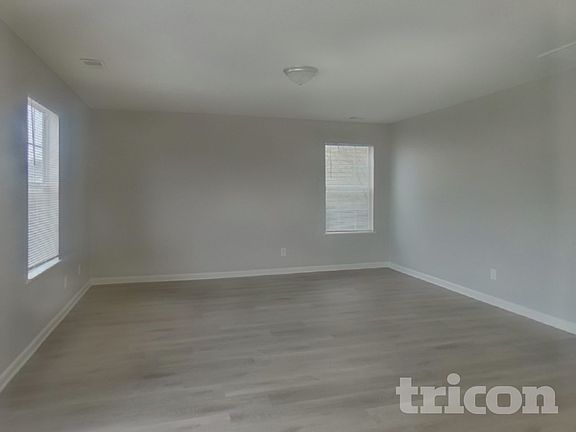 2nd image of 415 Fox Trot Dr