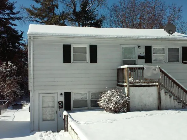 816 Montrose Ave #A, Charlottesville, VA 22902