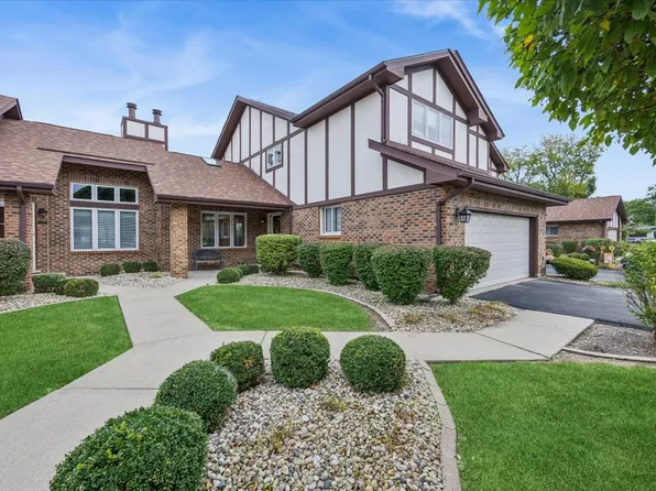 8909 Silverdale Dr #5-C, Orland Park, IL 60462