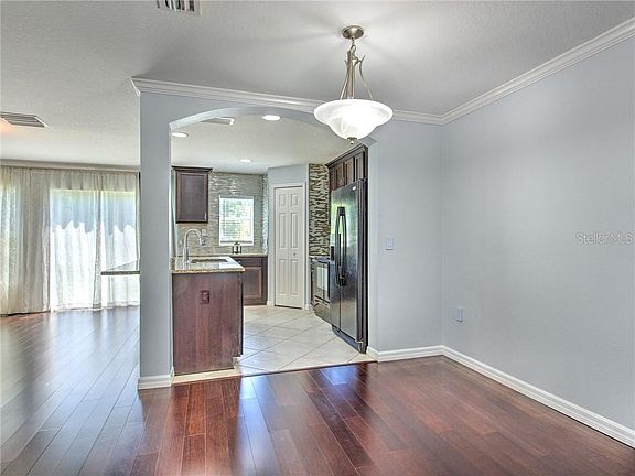 4th image of 2816 Birchcreek Dr