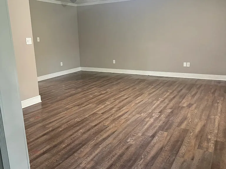 4003 W Lake Rd — Photo 3