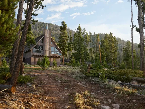 321 Tonkawa Dr, Red Feather Lakes, CO 80545