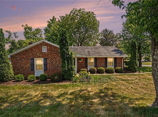 1805 W Vandalia Rd, Greensboro, NC 27406