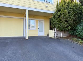 714 1st St S UNIT D, Kirkland, WA 98033
