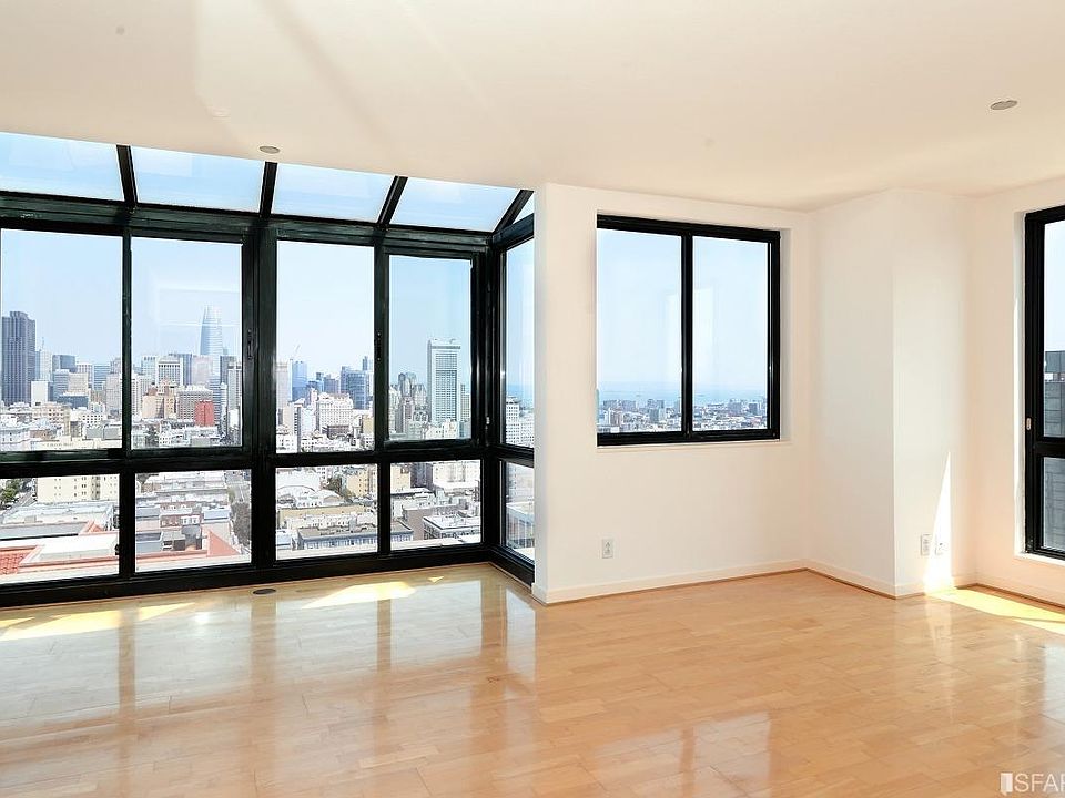 1st image of 1 Daniel Burnham Ct APT 1606