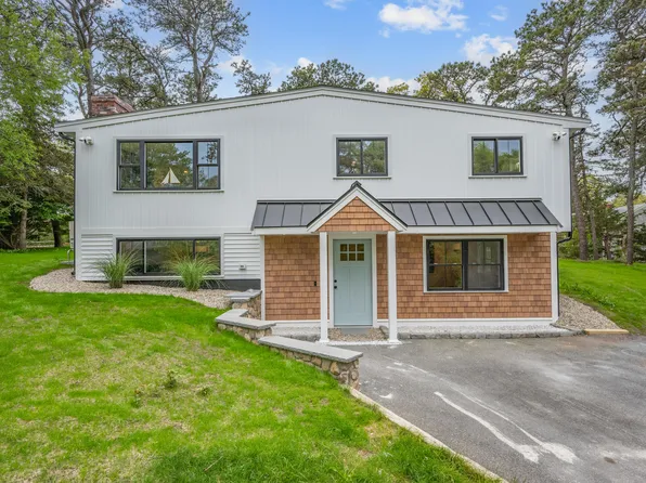 3 Laurie Lane, Harwich Port, MA 02646