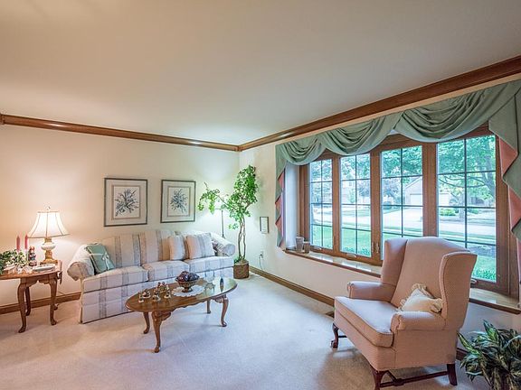 3rd image of 4190 Bowmansroot Ct