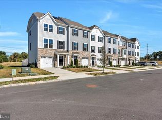 86 Hamilton Ct, Pennsauken, NJ 08110