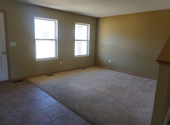 3rd image of 3812 Thoroughbred Ln