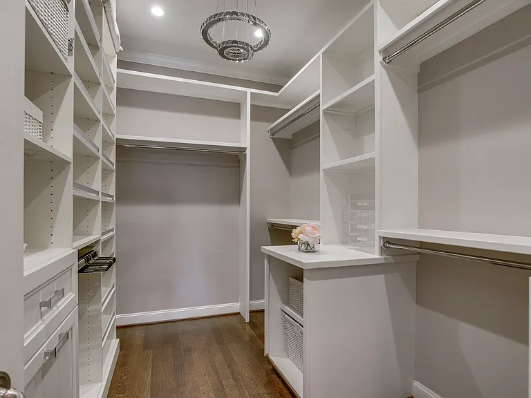 2555 N Pearl St #1402 — Photo 26
