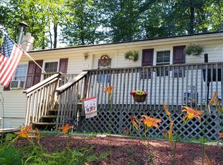70 Winona Trl, Lake Hopatcong, NJ 07849