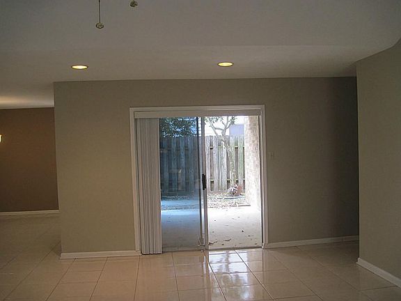 4th image of 12051 Champion Forest Dr