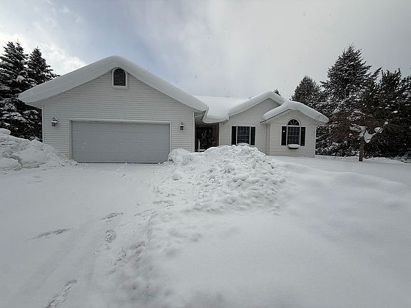 3rd image of 2753 Old Barn Rd