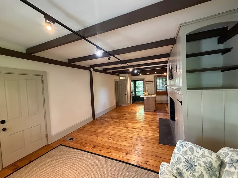 1298 Hares Hill Rd — Photo 20