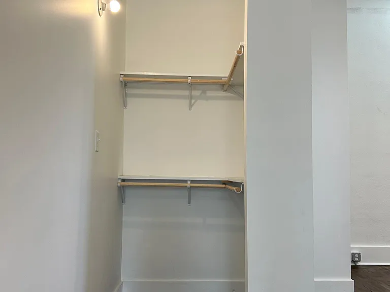 1700 S College St #0 — Photo 10