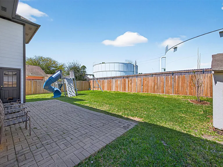 19215 Hikers Trail Dr — Photo 46