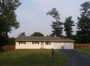 111 Churchill Ct, Maryland Heights, MO