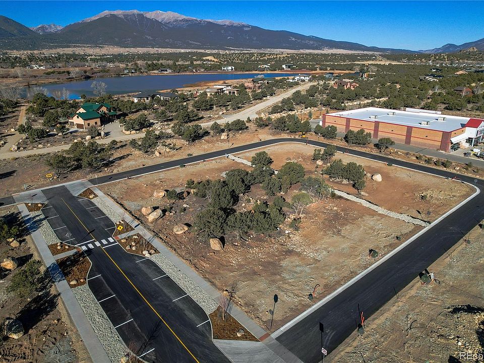 1st image of 220 Roman Lane