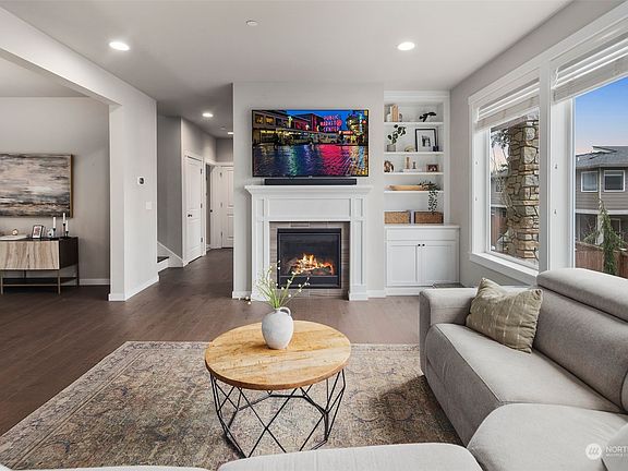 5th image of 19012 82nd Avenue NE