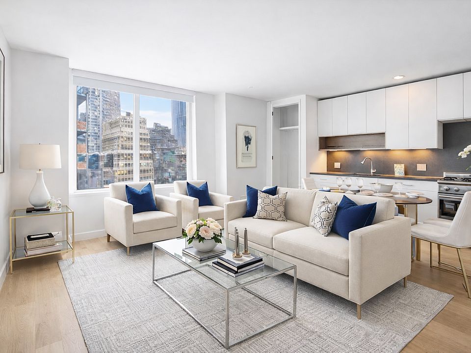 1st image of 70 W 37th St #818A