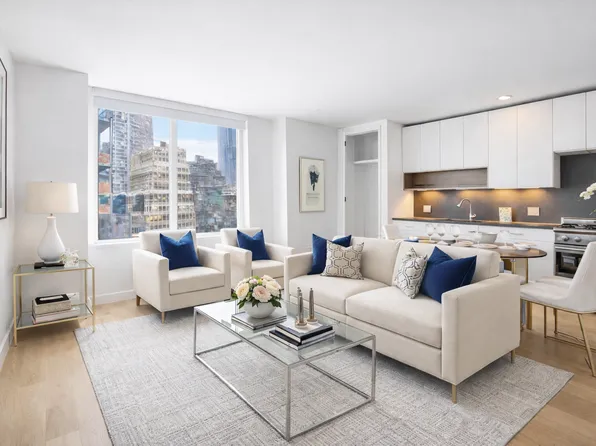 70 W 37th St, New York, NY