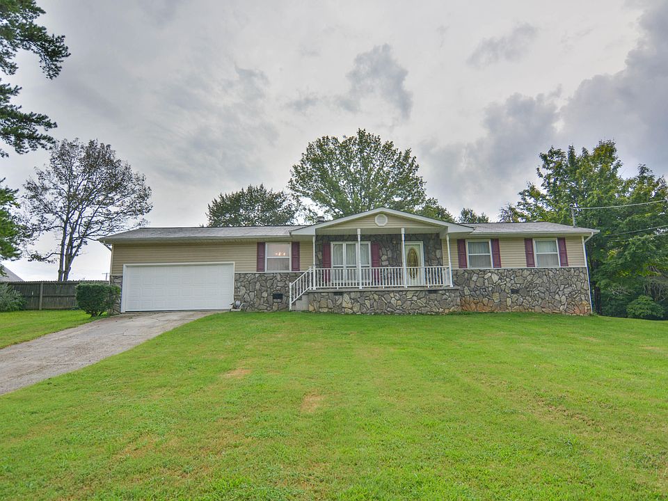 1st image of 6520 Fieldshire Dr