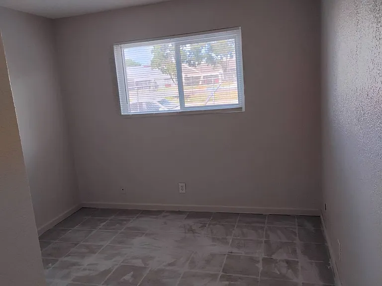 3651 E Turner Ave — Photo 11