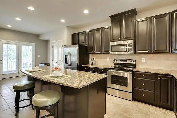 8609 Enoch Pratt Dr — Photo 19