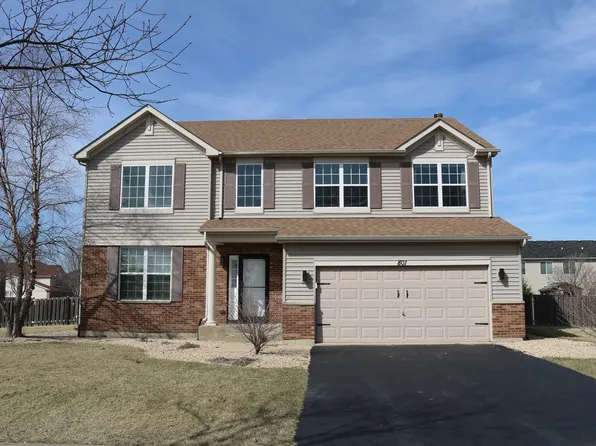 801 Parkside Ln, Yorkville, IL 60560