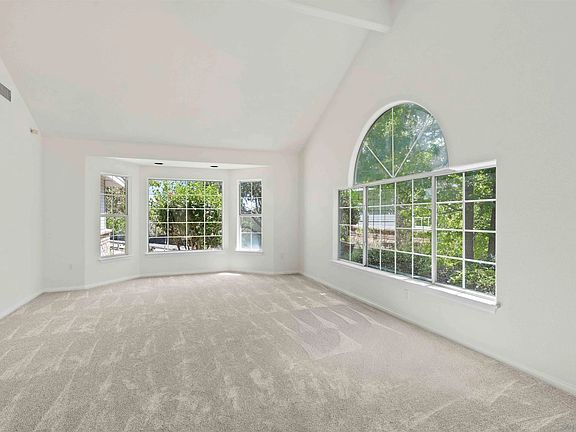 2nd image of 1474 Via Encinos Dr