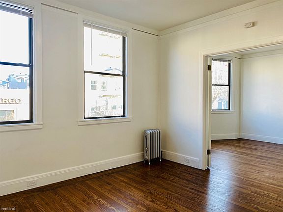 4th image of 2385 California St #10364117