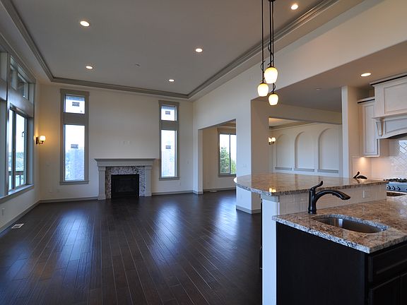 4th image of 12602 98th Avenue Ct NW