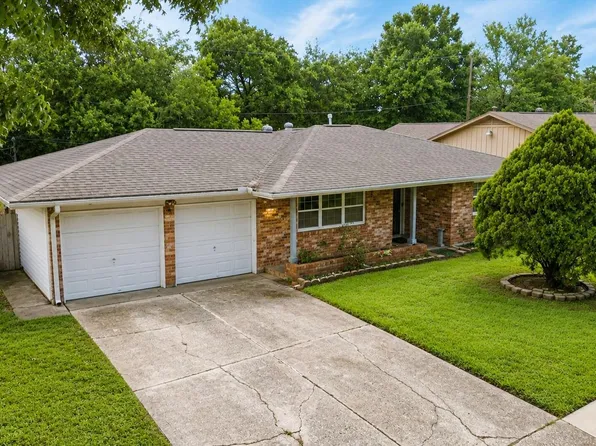 1313 Plymouth St, Pasadena, TX 77502