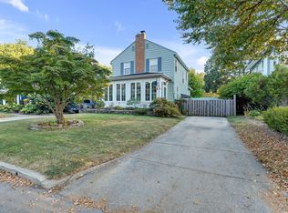 119 W Dunedin Rd, Columbus, OH 43214