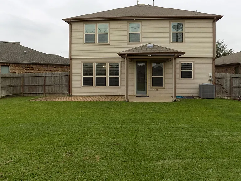 3702 Aubergine Springs Ln — Photo 29