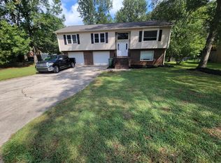 116 McSwain Dr, Mauldin, SC 29662