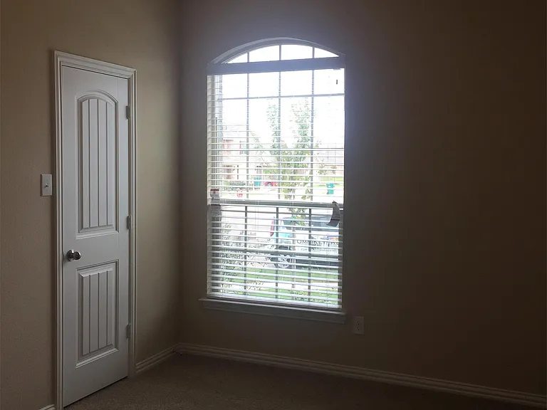 215 Fred Ln — Photo 4