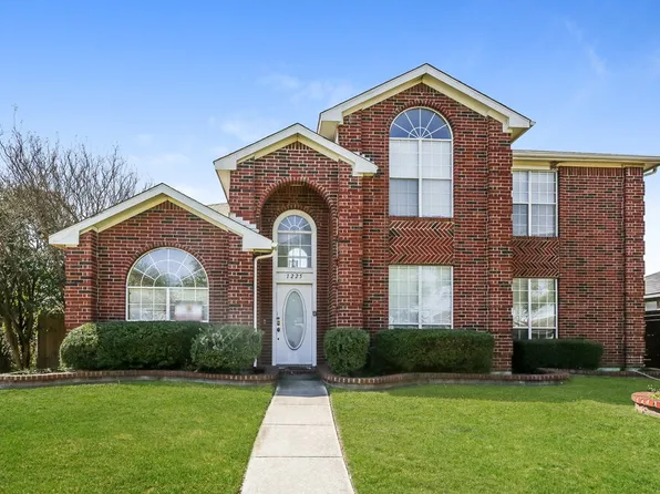 1225 Paul Dr, Cedar Hill, TX 75104
