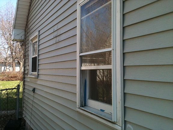 5th image of 1609 Round Lake Dr