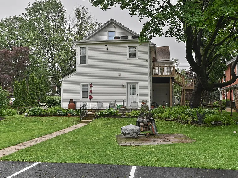 506 West Main St — Photo 19
