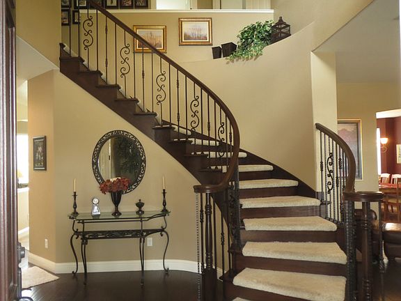 3rd image of 7037 Pembroke Way