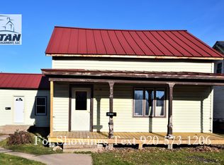 513 W Beacon Ave #A, New London, WI 54961