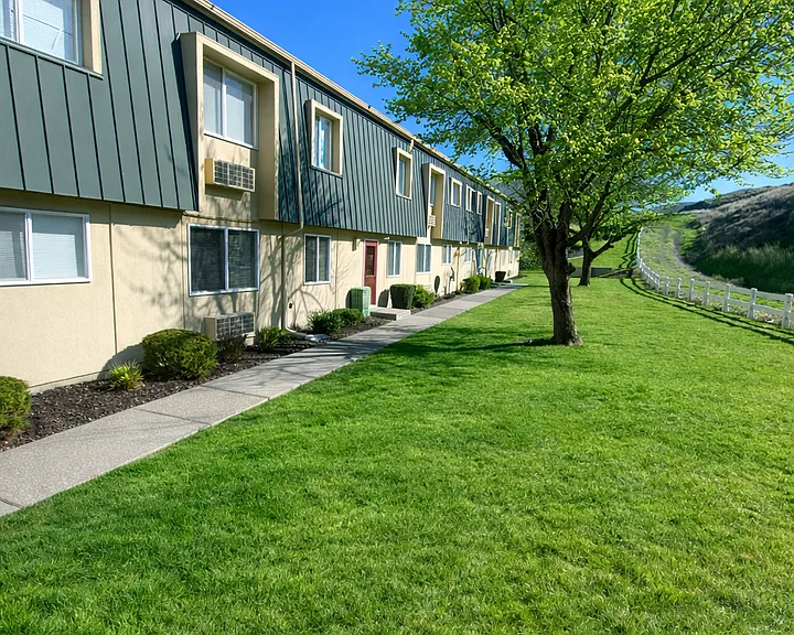 229 Canyon Dr #11 — Photo 15
